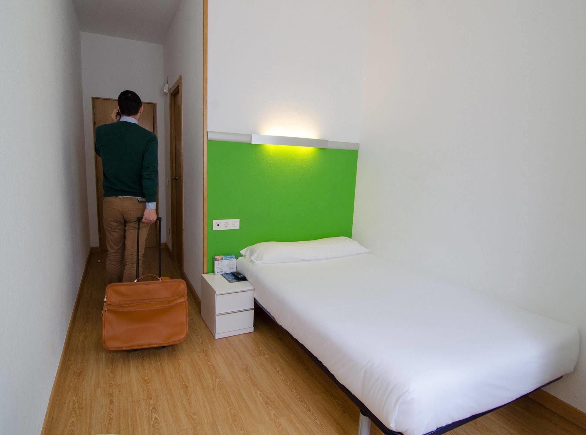 Hotel Centro Vitoria Autocheckin Εξωτερικό φωτογραφία